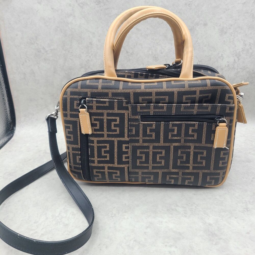 Shoulder Bag Purse Unbranded Utility Tote Lots Of Storage And Make Up Brushes